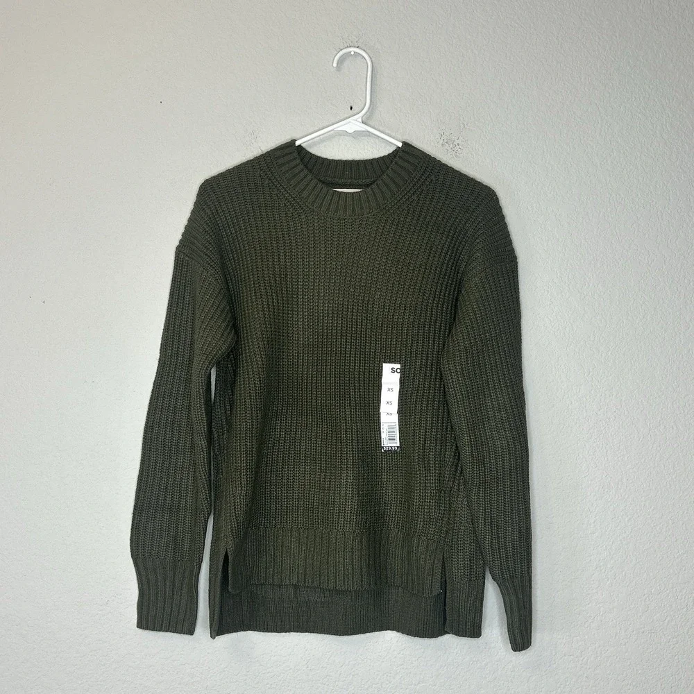 NWT SO Essential Acrylic Crewneck Pullover Sweater Women's Size XS Forest Green